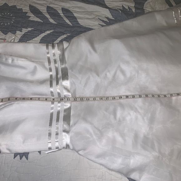 David's Bridal White Strapless Satin Wedding Dress - Size 16 - New in Box - Picture 13 of 16